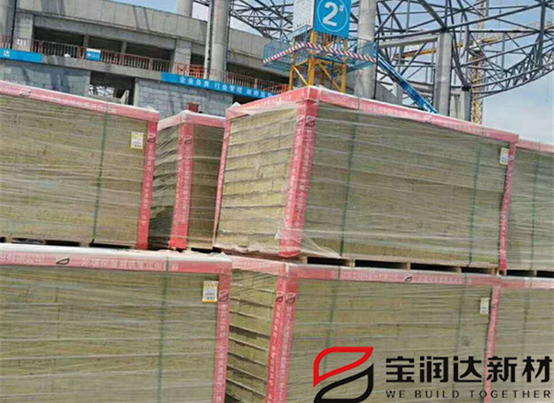 保溫裝飾一體板應(yīng)用中原網(wǎng)球中心